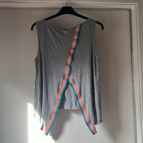 Brazilian Havaianas Grey Tank Top With Open Back Size: Large (L) - Picture 1 of 14